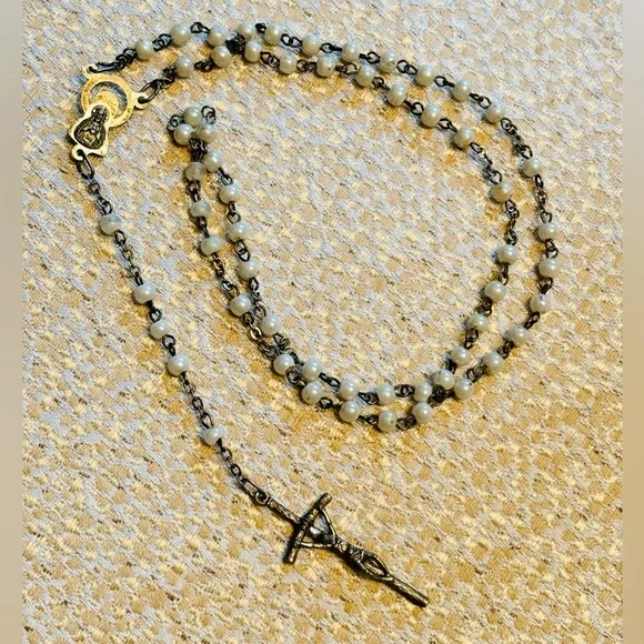 Beautiful rosary necklace purchased at the Vatican. Beautifully crafted item.